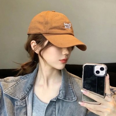 菲比梦游奇境